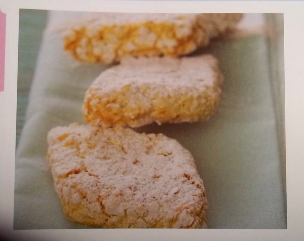 Italian ricciaretti (from 1001 cupcakes, cookies & other tempting treats. ed Susanna Tee; pub. Parragon Books, 2009)