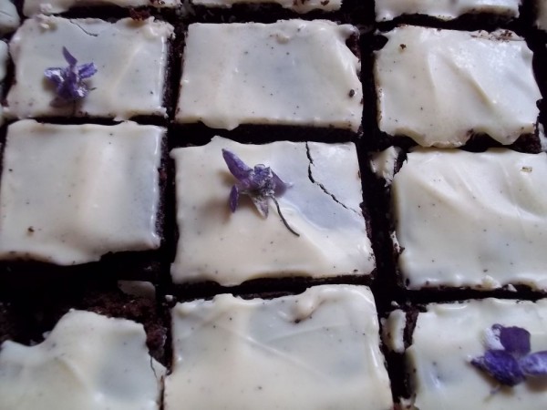 Mocha brownies with crystallised violets