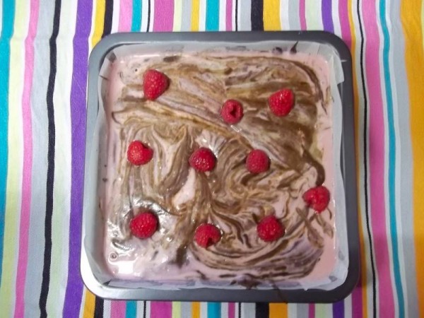 Raspberry Ripple Cheesecake Brownie (before cooking because it looks so pretty)