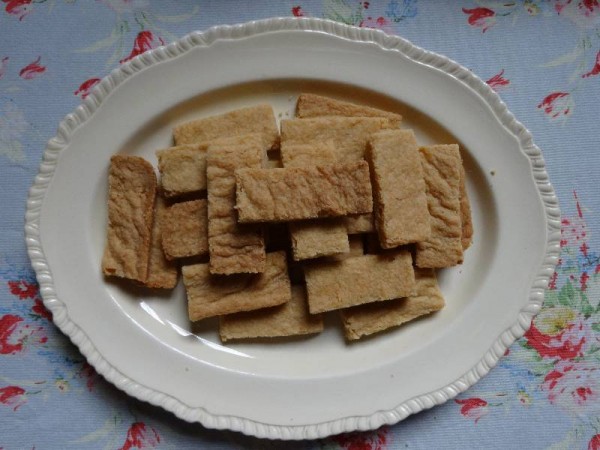 The church biscuit: 24. Mary Berry's 'very best shortbread'. (From 'Mary Berry's Ultimate Cake Book':  BBC Books, 1994)