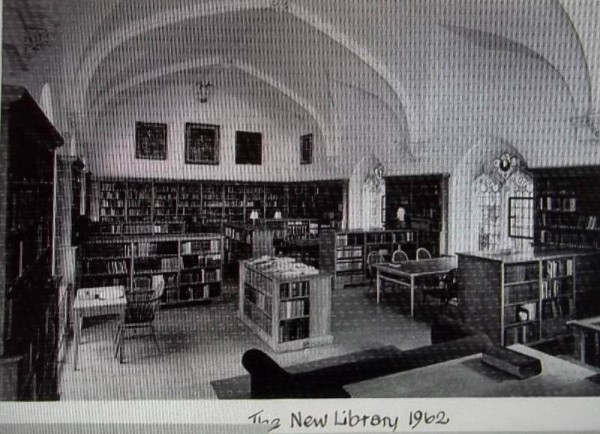 Balliol College Library: Photograph of 1962 refers fo the New Library; it is now known as the Reading Room