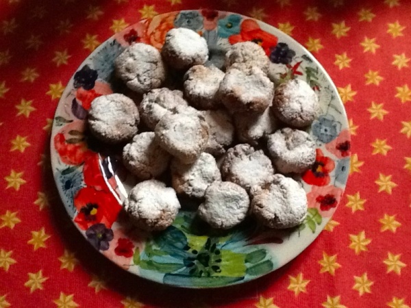 Amaretti with port-soaked cranberries and white chocolate