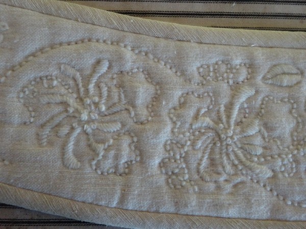 Linen tie back: detail of honeysuckle embroidered in tapestry wool (hand embroidered by Mary Addison)