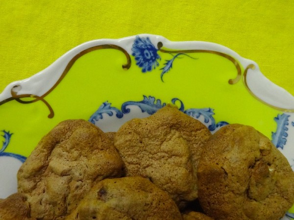 Beacon Hill cookies on an Anthropologie plate