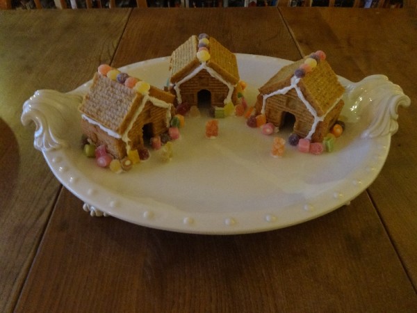 Gingerbread houses (using Lakeland's Fairytale Village Mould and recipe)