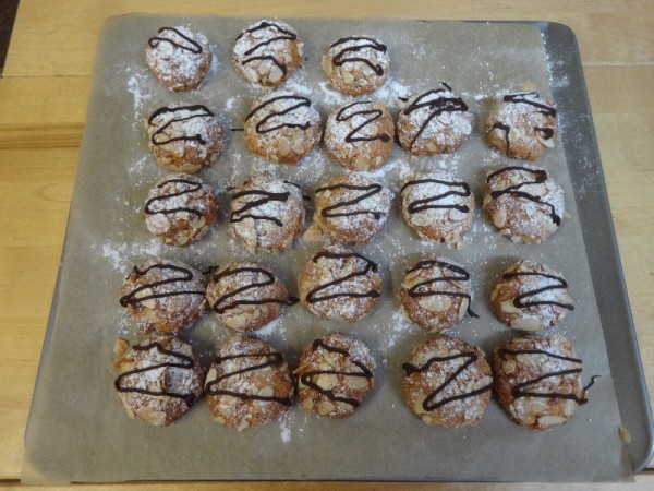 Glacé ginger macaroons (a Dan Lepard recipe from the Guardian website)