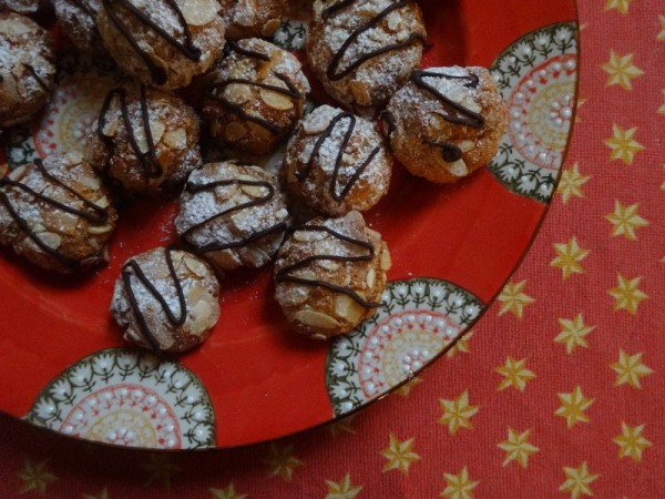 Glacé ginger macaroons (a Dan Lepard recipe from the Guardian website)