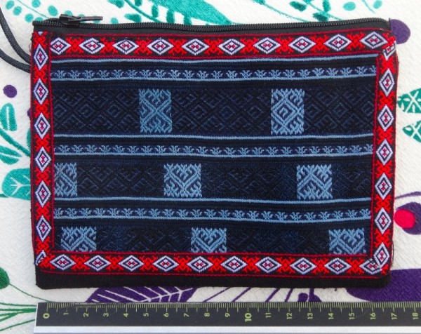 Red Dao embroidery: small zipped purse