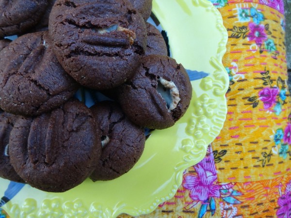 Chocolate nougat cookies (adapted from a Nigellissima recipe)